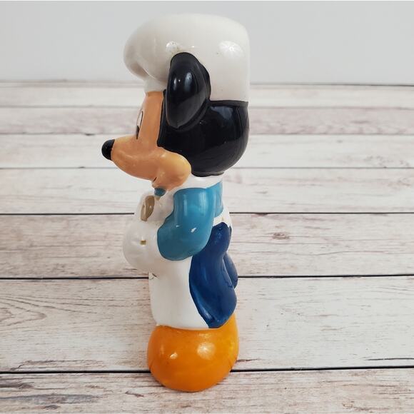 Disney Mickey Mouse Salt and Pepper Shakers - Picture 11 of 15